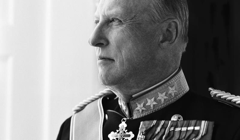 Lenke til artikkel: Markering under Kong Harald Vs gravferd onsdag 9. september